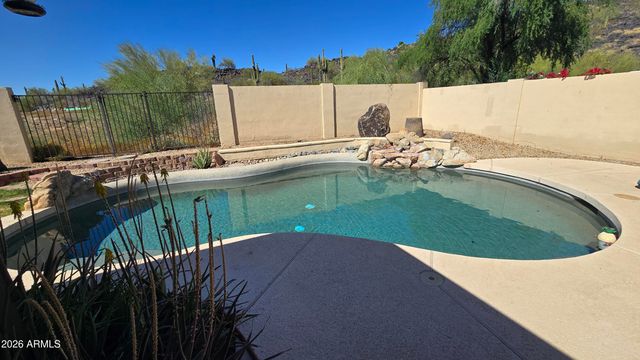 1710 W BANFF Lane, Phoenix, AZ 85023