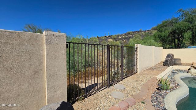 1710 W BANFF Lane, Phoenix, AZ 85023