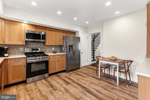 410 JACKSON ST, Falls Church, VA 22046