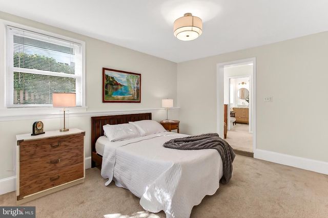 410 JACKSON ST, Falls Church, VA 22046