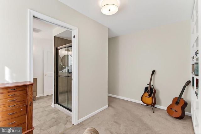 410 JACKSON ST, Falls Church, VA 22046