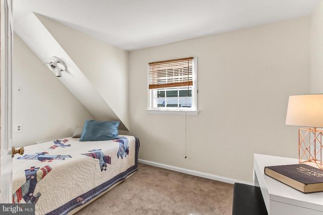 410 JACKSON ST, Falls Church, VA 22046