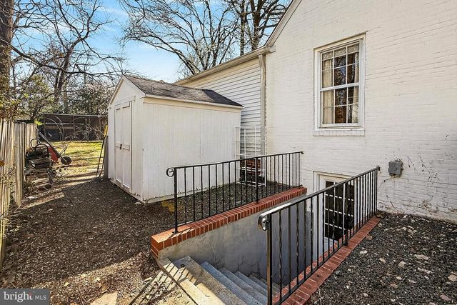 410 JACKSON ST, Falls Church, VA 22046