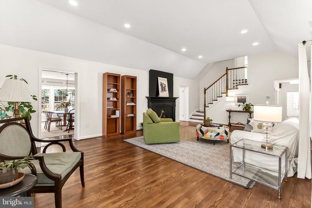 410 JACKSON ST, Falls Church, VA 22046