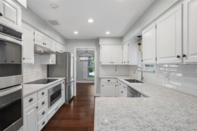 6409 Country Day Trail, Benbrook, TX 76132