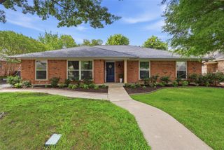 6409 Country Day Trail, Benbrook, TX 76132