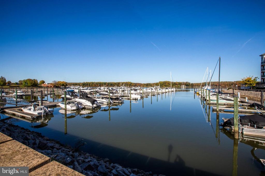 485 HARBOR SIDE ST #310, Woodbridge, VA 22191