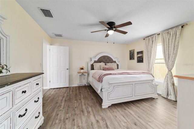 5673 NW 57TH PLACE, Ocala, FL 34482