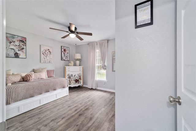 5673 NW 57TH PLACE, Ocala, FL 34482