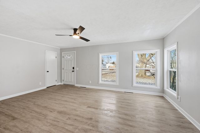 566 E 10th Street, Marysville, OH 43040