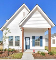 101 Sandstone Avenue, Scott, LA 70583