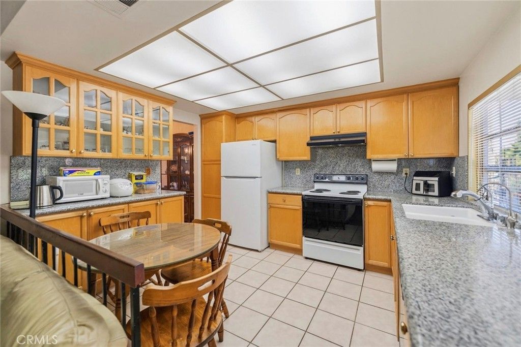 Image 17 of property listing at 16318 Santa Bianca Drive, Hacienda Heights, CA 91745