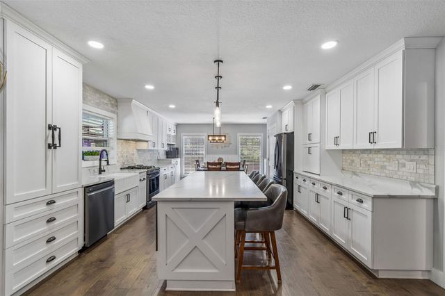 4528 W WOODMERE ROAD, Tampa, FL 33609