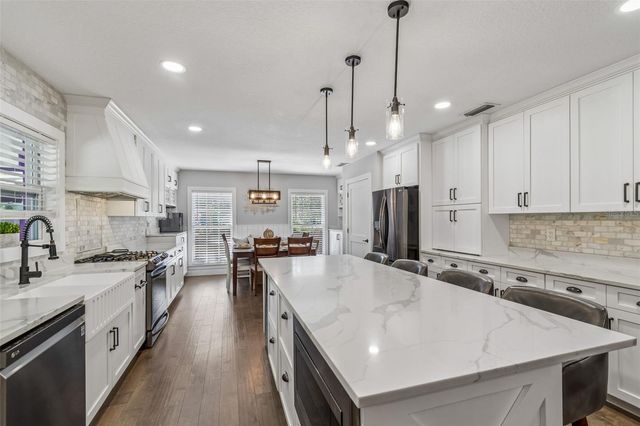 4528 W WOODMERE ROAD, Tampa, FL 33609