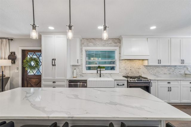 4528 W WOODMERE ROAD, Tampa, FL 33609