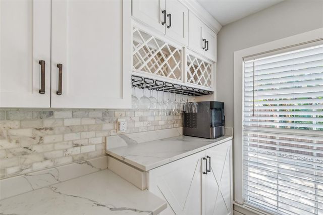 4528 W WOODMERE ROAD, Tampa, FL 33609