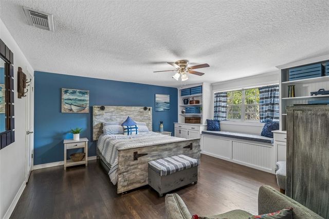 4528 W WOODMERE ROAD, Tampa, FL 33609