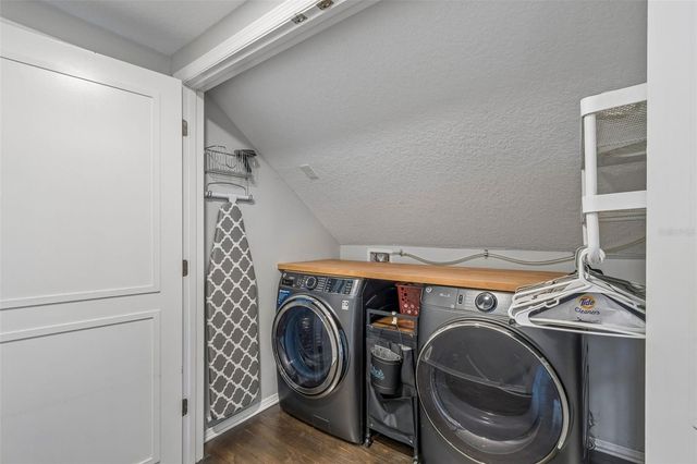 4528 W WOODMERE ROAD, Tampa, FL 33609