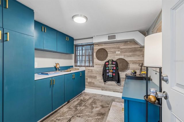 4528 W WOODMERE ROAD, Tampa, FL 33609