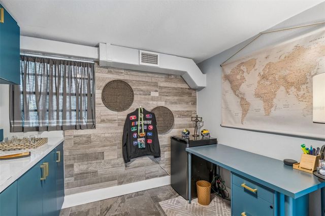 4528 W WOODMERE ROAD, Tampa, FL 33609