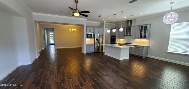 3173 MONTILLA Drive, Jacksonville, FL 32246