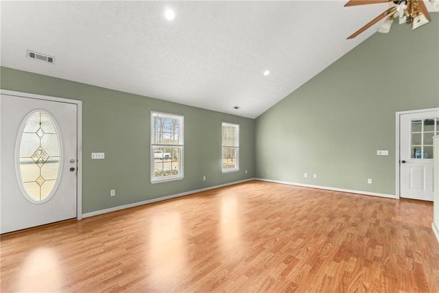 337 Claystone Walk, Cleveland, GA 30528