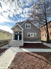 137-14 Bedell Street, Springfield Gardens, NY 11413