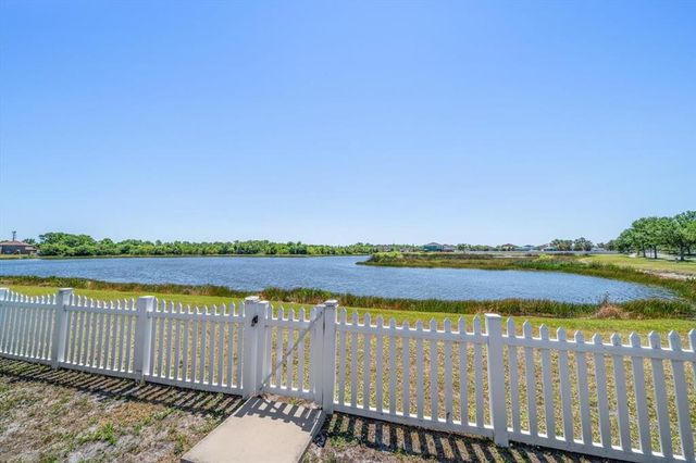 8103 TAR HOLLOW DRIVE, Gibsonton, FL 33534