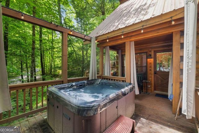 14 Finch Lane, Cherry Log, GA 30522