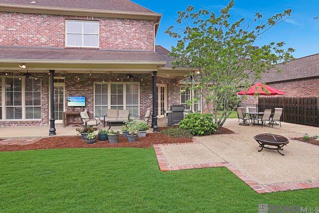 19112 Bellerive Ct, Baton Rouge, LA 70809