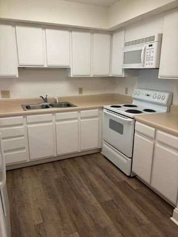 645 Bear Drive, Greenville, SC 29605