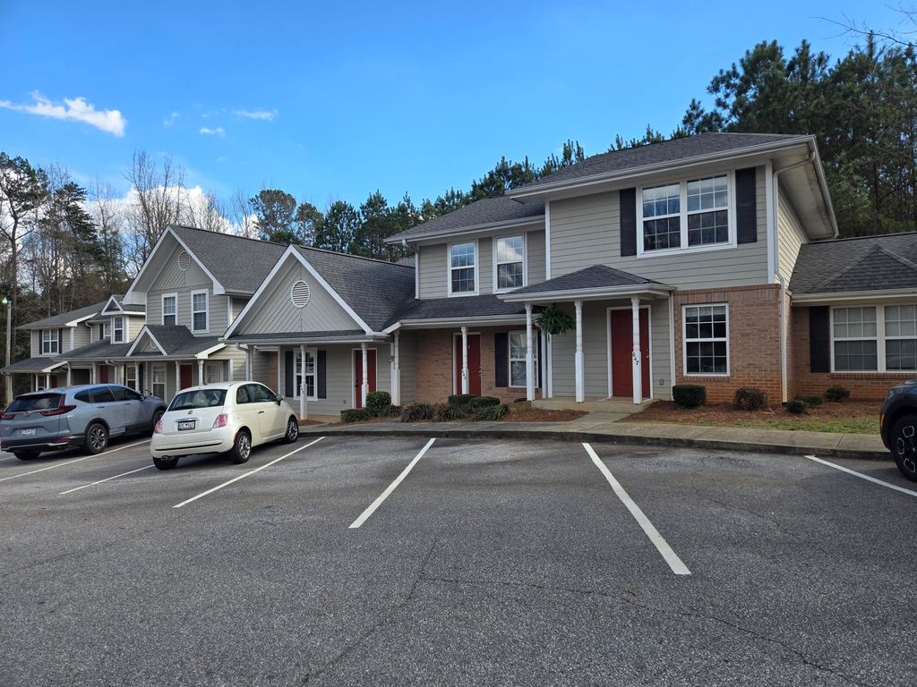 645 Bear Drive, Greenville, SC 29605