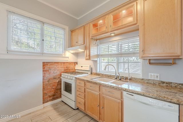 711 E MCKINLEY Street, Phoenix, AZ 85006