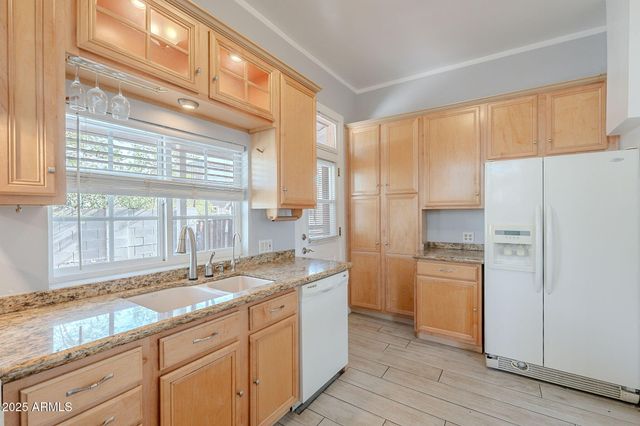 711 E MCKINLEY Street, Phoenix, AZ 85006