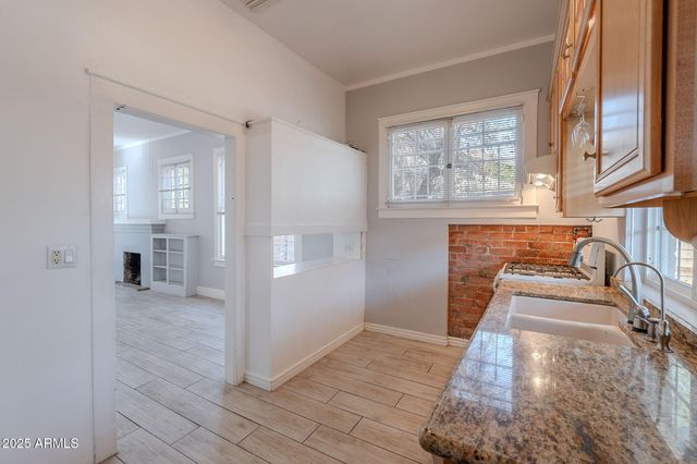 711 E MCKINLEY Street, Phoenix, AZ 85006