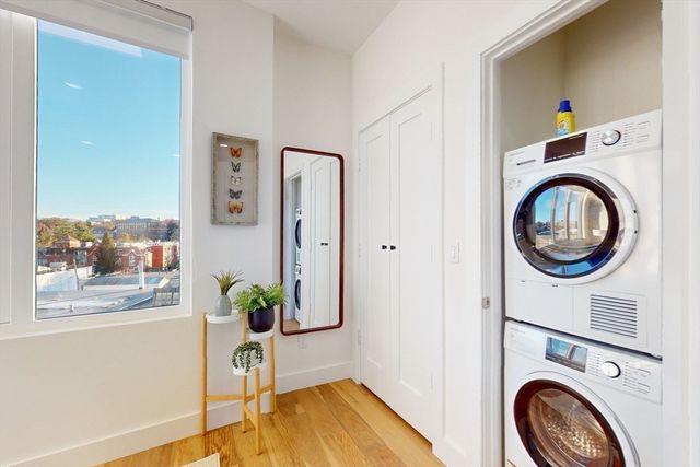 38 Hichborn 402, Boston, MA 02135