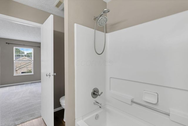 4693 Athalia Drive, 23D, Columbus, OH 43228