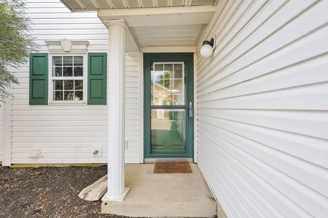 4693 Athalia Drive, 23D, Columbus, OH 43228
