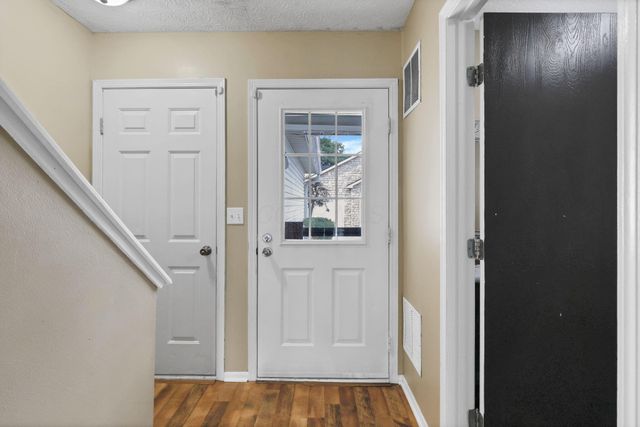 4693 Athalia Drive, 23D, Columbus, OH 43228