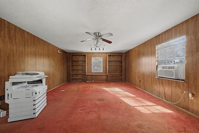 665 Moon Ranch Road, Sebring, FL 33870