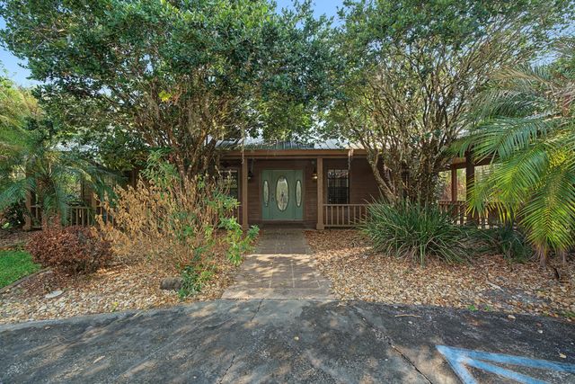 665 Moon Ranch Road, Sebring, FL 33870