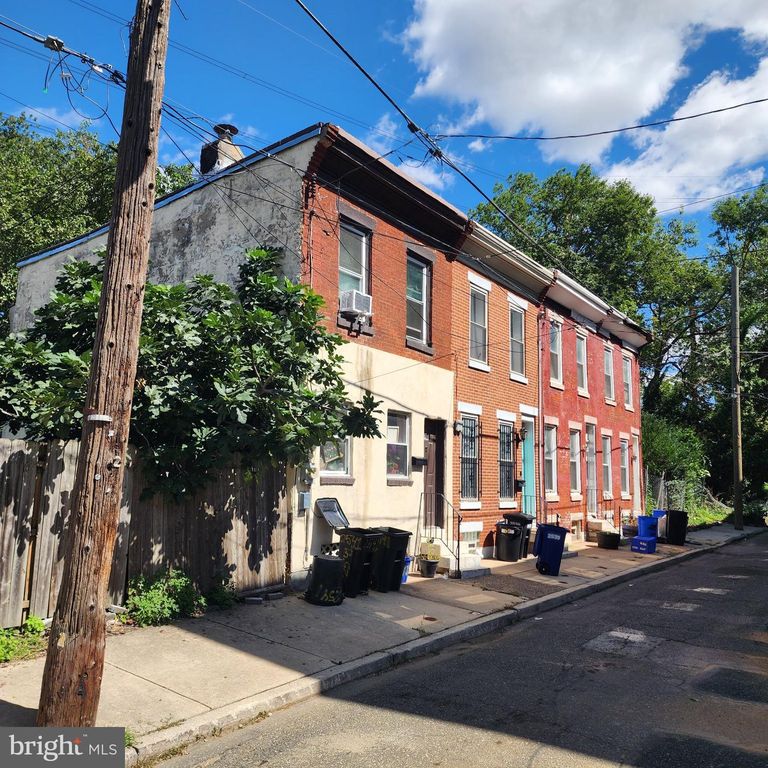 2537 ALTER ST, Philadelphia, PA 19146 — photo 3