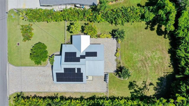 305 HILLS ROAD, Nokomis, FL 34275