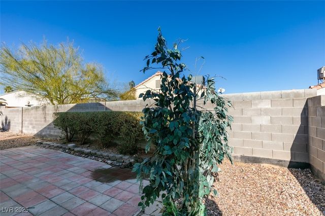 726 Carlos Julio Avenue, North Las Vegas, NV 89031