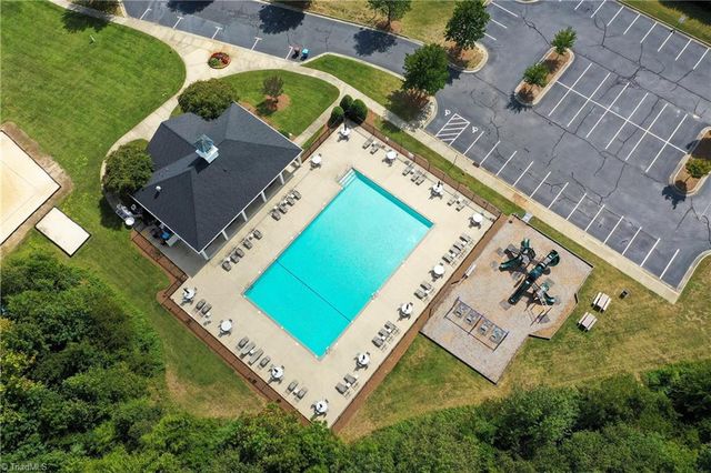 170 North Forke Drive, Advance, NC 27006