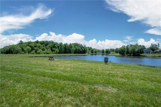 170 North Forke Drive, Advance, NC 27006