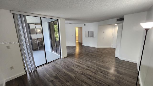 8305 SW 152nd Ave A-404, Miami, FL 33193