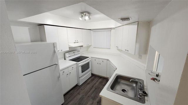 8305 SW 152nd Ave A-404, Miami, FL 33193