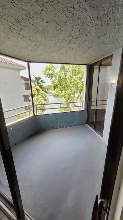 8305 SW 152nd Ave A-404, Miami, FL 33193