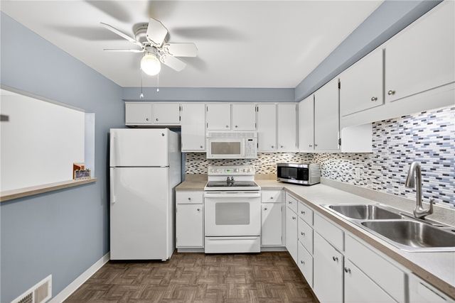 512 Dogwood Court, Ross Twp, PA 15237